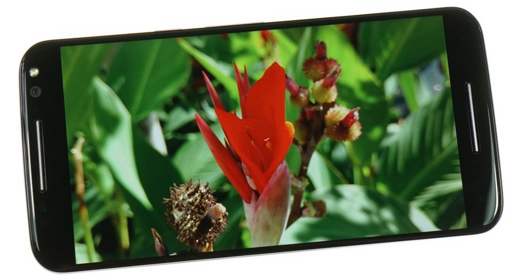 Motorola Moto X Style-экран цветопередача фото 2